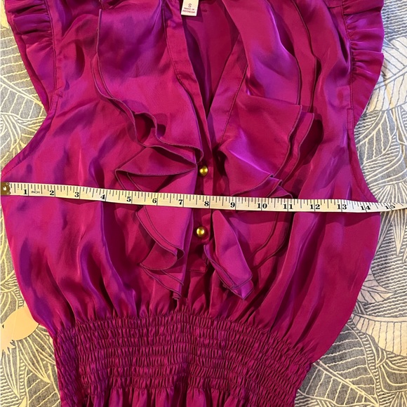 Candies Sleeveless Top - Picture 10 of 11